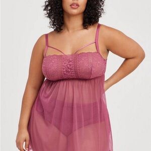 Elegant Lace Chemise in Dusty Rose